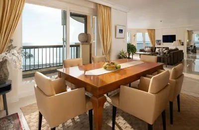 Ein Sitzbereich in der Unterkunft Hotel Gran BelVeder & Ostsee Therme Resort & Spa