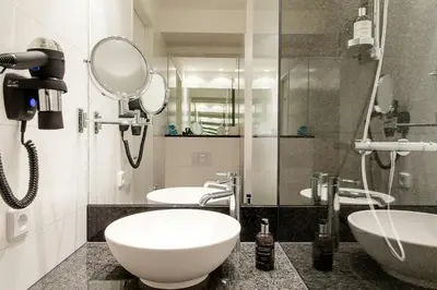 Ein Badezimmer in der Unterkunft Motel One Lübeck