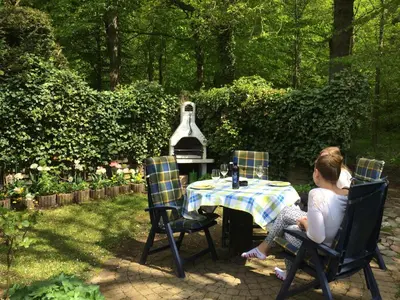 Ein Garten an der Unterkunft Forsthaus Wendt