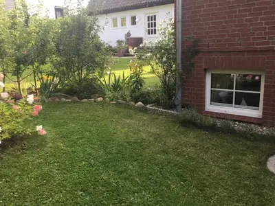 Ein Garten an der Unterkunft Gästehaus Melz Schwabe