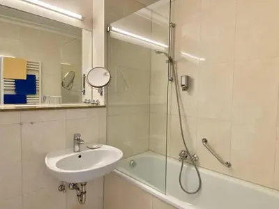 Ein Badezimmer in der Unterkunft Appartement-Hotel Timmendorfer Strand