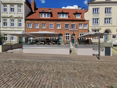 Das Gebäude in dem sich das Hotel befindet