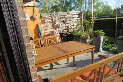 Ein Patio oder anderer Außenbereich in der Unterkunft Lütt Hüs