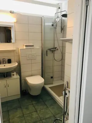 Ein Badezimmer in der Unterkunft Studio mit Seeblick