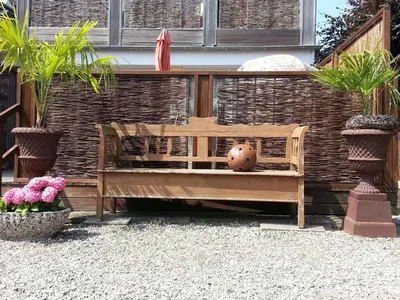 Ein Garten an der Unterkunft Altes Strandhus Casa Seestern