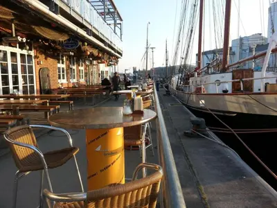 Ein Restaurant oder anderes Speiselokal in der Unterkunft Altes Strandhus Kl.App Casa Ostsee