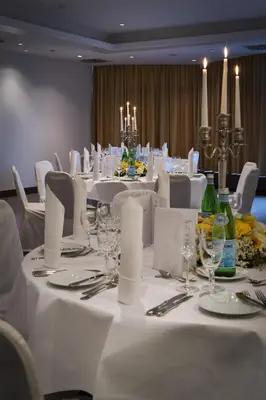 Ein Restaurant oder anderes Speiselokal in der Unterkunft Park Inn by Radisson Lübeck