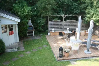 Ein Garten an der Unterkunft Gästehaus Denecke