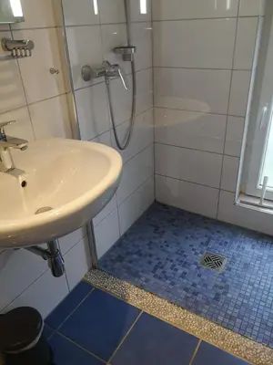 Ein Badezimmer in der Unterkunft Haus Goldbutt - M. Frese