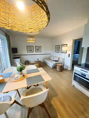 Ein Sitzbereich in der Unterkunft Steilufer Apartements