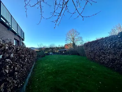 Ein Garten an der Unterkunft FeWo Rajek -Alte Salzstraße 14-