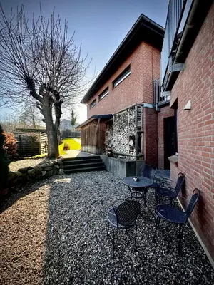Das Gebäude in dem sich die Ferienwohnung befindet