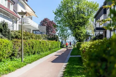 Ein Garten an der Unterkunft Strand & Park