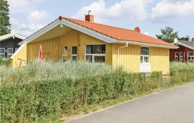 Das Gebäude in dem sich das Ferienhaus befindet