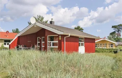 Das Gebäude in dem sich das Ferienhaus befindet