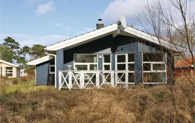 Das Gebäude in dem sich das Ferienhaus befindet