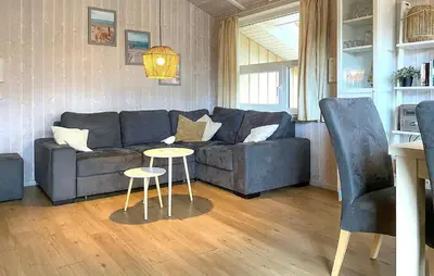 Ein Sitzbereich in der Unterkunft Frische Brise 12 - Dorf 3