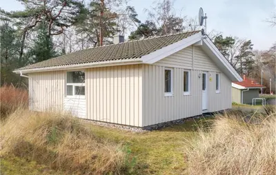 Das Gebäude in dem sich das Ferienhaus befindet