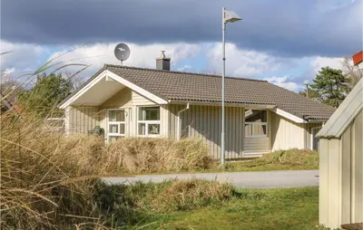 Das Gebäude in dem sich das Ferienhaus befindet