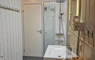 Ein Badezimmer in der Unterkunft Schmugglerstieg 2 - Dorf 6