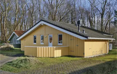 Das Gebäude in dem sich das Ferienhaus befindet