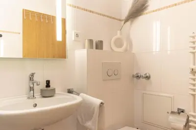 Ein Badezimmer in der Unterkunft Ferienwohnung App. 1 Haus Duckdalben