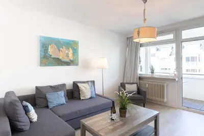 Ein Sitzbereich in der Unterkunft Ferienwohnung Meerkieker