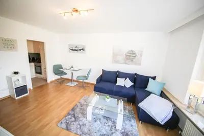 Ein Sitzbereich in der Unterkunft Ferienwohnung Koje 117 im Haus Carpe Diem