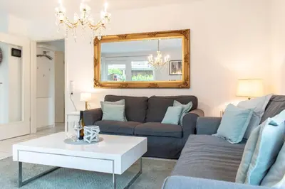 Ein Sitzbereich in der Unterkunft Ferienwohnung Mare Time 1