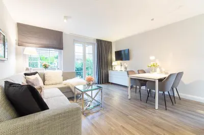 TV/Unterhaltungsangebot in der Unterkunft Ferienwohnung Petit Palais