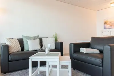 Ein Sitzbereich in der Unterkunft Ferienwohnung Ostseeblick
