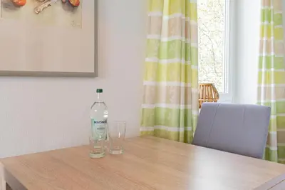 Ein Sitzbereich in der Unterkunft Ferienwohnung Seeluft
