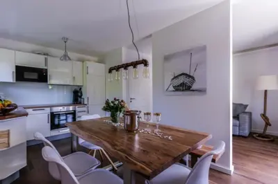 Küche/Küchenzeile in der Unterkunft Ferienwohnung Strandhaus Möwenberg App.12
