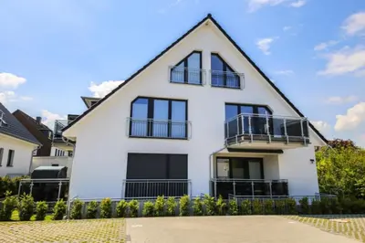 Das Gebäude in dem sich die Ferienwohnung befindet