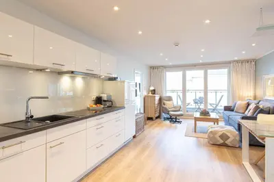 Küche/Küchenzeile in der Unterkunft Ferienwohnung Strandvilla Augustusbad App. 18