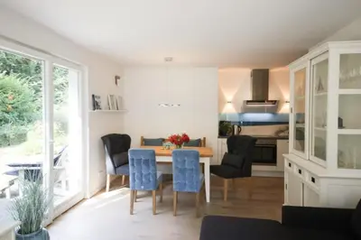 Ein Sitzbereich in der Unterkunft Ferienwohnung Seaside