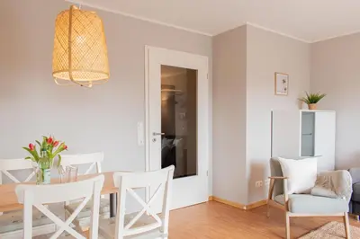 Ein Sitzbereich in der Unterkunft Ferienwohnung Stranddüne B 13