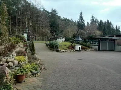 Ein Garten an der Unterkunft Uni - Lübeck Appartement