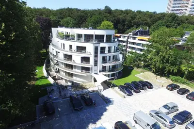 Das Gebäude in dem sich die Ferienwohnung befindet