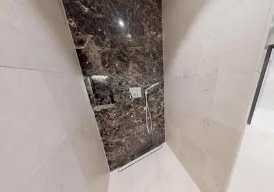 Ein Badezimmer in der Unterkunft White Pearl Apartment 3.03