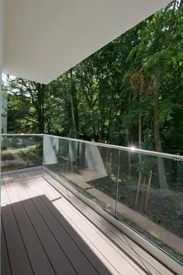 Ein Balkon oder eine Terrasse in der Unterkunft White Pearl Apartment 1.08
