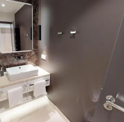 Ein Badezimmer in der Unterkunft White Pearl Apartment 3.10