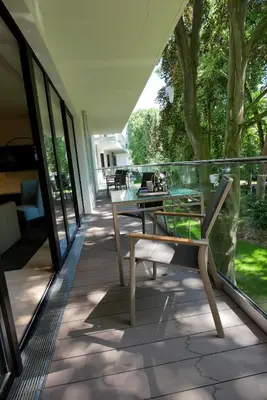 Ein Balkon oder eine Terrasse in der Unterkunft White Pearl Appartment 1.07