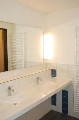 Ein Badezimmer in der Unterkunft Jugendherberge Ratzeburg am See