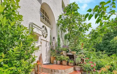 Ein Garten an der Unterkunft Holiday Apartment In Lubeck