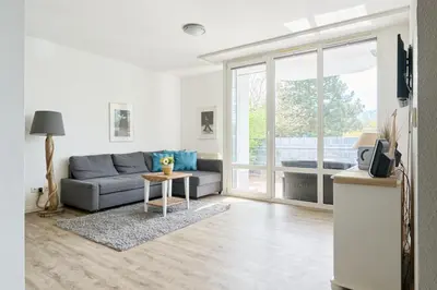 Ein Sitzbereich in der Unterkunft Ferienwohnung Bootsteg Moba-Travel