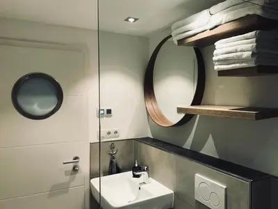 Ein Badezimmer in der Unterkunft BUDE 17