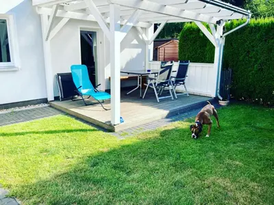 Ein Garten an der Unterkunft Haus Albatros Ferienwohnungen