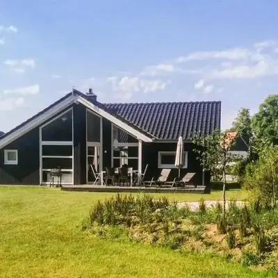 Beautiful Home In Krems Iiwarderbrück