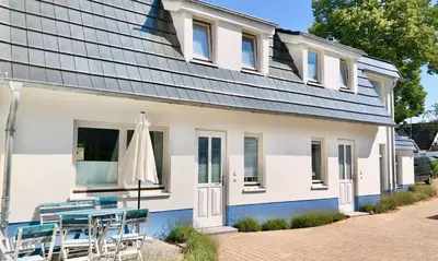 Das Gebäude in dem sich das Ferienhaus befindet